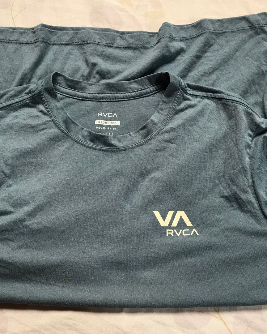 RVCA - Long Sleeve (Category: Activewear) located in Bugallon. Submitted by quehi09 (Listing ID 1387361897, Image 2). Description: W - 22 L - 28.5 Sleeve -24.5 hairline cracks sa print. .