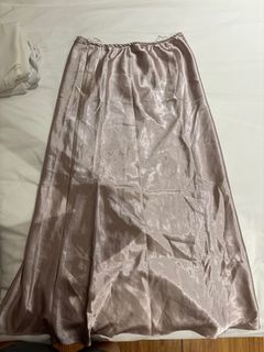 (Category: ) located in . Submitted by reset.closet (Listing ID 1387460213, Image 1). Description: .