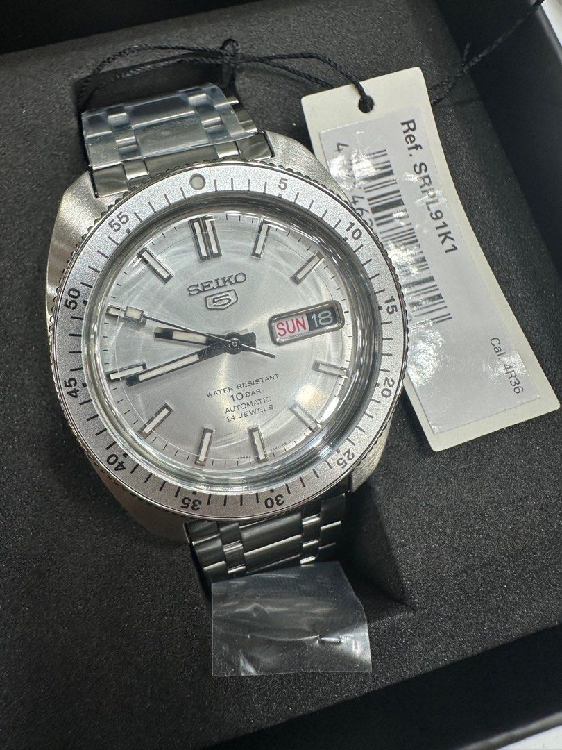 Seiko Gene Kranz SRPL91 SRPL91K1 (Category: Men's Watches) located in Manila. Submitted by seikowatchfactory (Listing ID 1387461708, Image 3). Description: BNIB 10/10 Model: SRPL91K1 Price: 21995 pesos Specifications: Case Diameter: 38.2mm Case Thickness: 12.3mm Lug-to-Lug: 44.7mm Lug size: 20mm Case Material: Stainless Steel Heritage Design Re-creation Limited Edition 9,999 pieces Caliber Number 4R36 Automatic Movement with Hacking and Manual wi