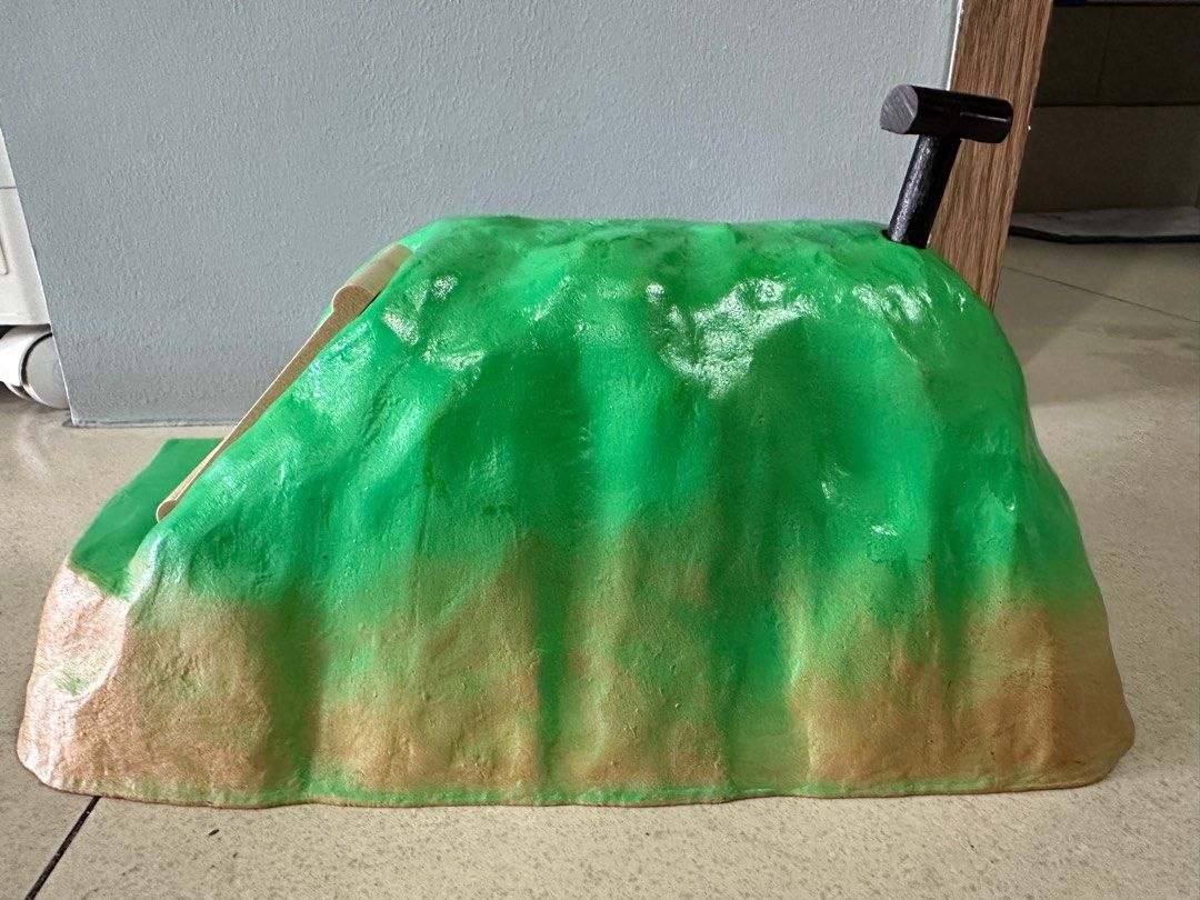 Sylvanian Families Mole House As Is (Category: Kids Toys) located in Caloocan City. Submitted by ashleyscorner (Listing ID 1387368658, Image 3). Description: Un black po na tube made of acrylic po pingawa ko para sa oven po wla po ksmang oven ito.. Wla po crack .