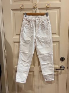 (Category: ) located in . Submitted by closetclearance911 (Listing ID 1387462035, Image 1). Description: .