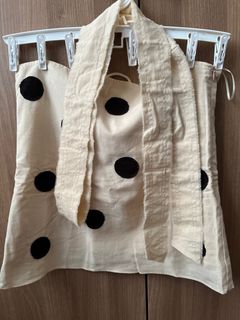 (Category: ) located in . Submitted by wear.issy (Listing ID 1387427748, Image 1). Description: .