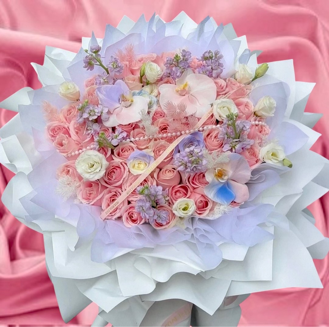 52-Stalk Perserved Flower Rose Bouquet | $258, Hobbies & Toys, Flowers ...