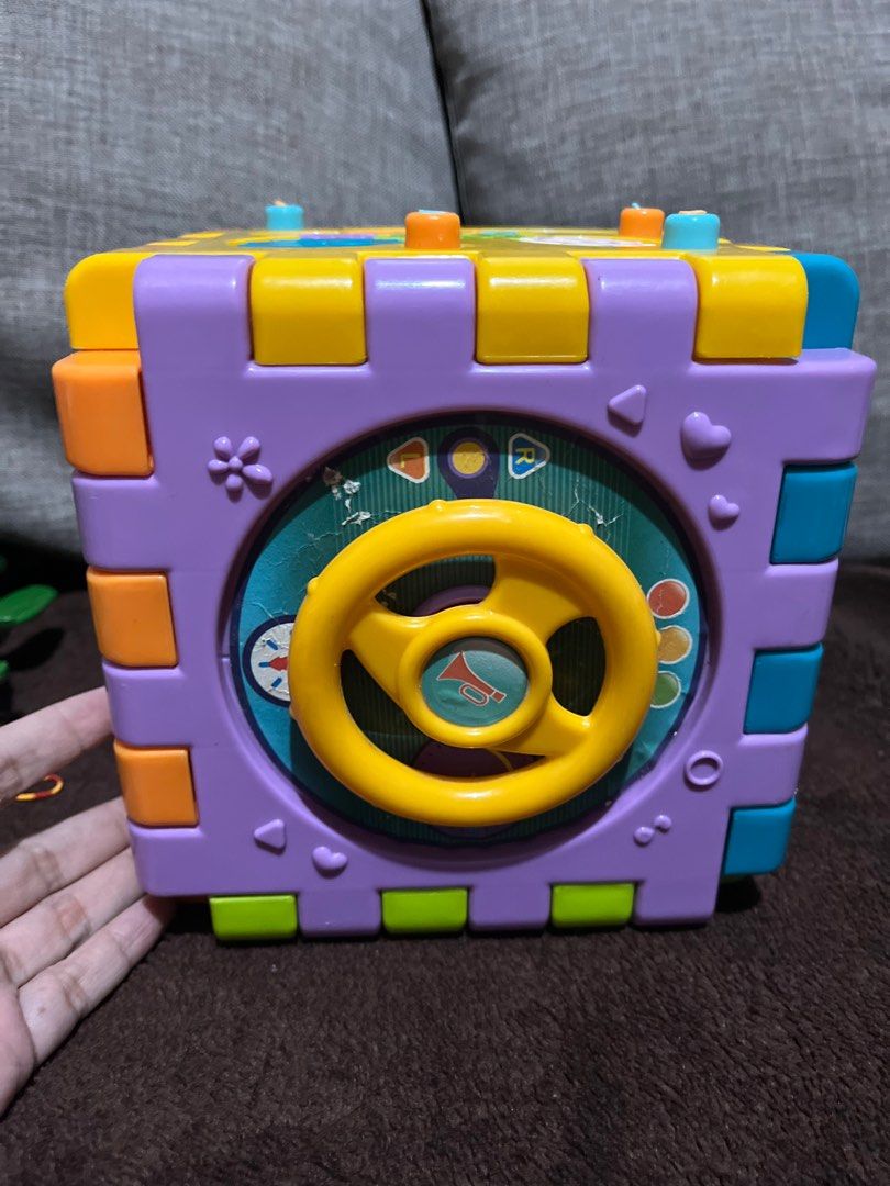 6in1 Activity Cube (Category: Infant Playtime) located in San Jose del Monte. Submitted by learn_andplaywithletty (Listing ID 1387550437, Image 1). Description: 6in1 activity cube Bat op working lights sland sounds Dm to see the video.