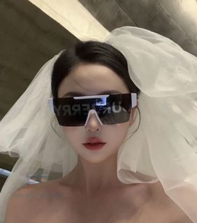 （分類：）位於 。 由 luxeglasses 提交（商品編號 1387640080，圖片 1）。簡介： 。