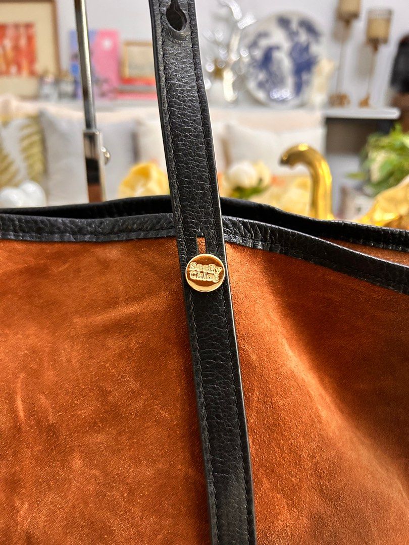 💯 % Authentic See By Chloe tote bag (Category: Luxury Bags & Wallets) located in Paranaque City. Submitted by luxehuntsmla.bymari (Listing ID 1387602741, Image 2). Description: 💯 % Authentic See By Chloe tote bag 🔸In very good condition 🔸 NO corner scuffs, tears, or foul smell. 🔸 Minimal signs of use only Php 4500 only 🔘🔘🔘 All items posted are guaranteed authentic or your money-back if proven fake by a legitimate authenticator. 🔘🔘🔘 👉�