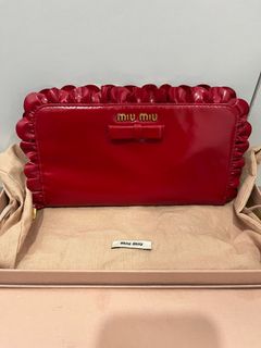 (Category: ) located in . Submitted by happyshopper777 (Listing ID 1387629379, Image 1). Description: .