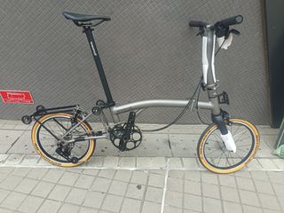 （分類：）位於 。 由 tkobike09943194 提交（商品編號 1387584619，圖片 1）。簡介： 。