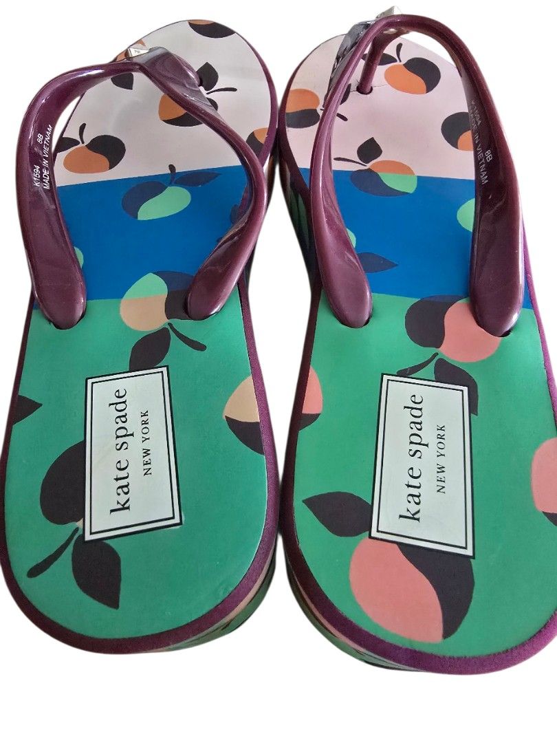 Auth Kate Spade Rio Rubber Platform Sandals Flip flops K1594 Size 8B (Category: Sandals) located in Muntinlupa City. Submitted by thriftstorypremiumshop (Listing ID 1387643239, Image 3). Description: auth Kate Spade Rio Rubber sandals platform. pre owned with minimal signs of use. size 8B.