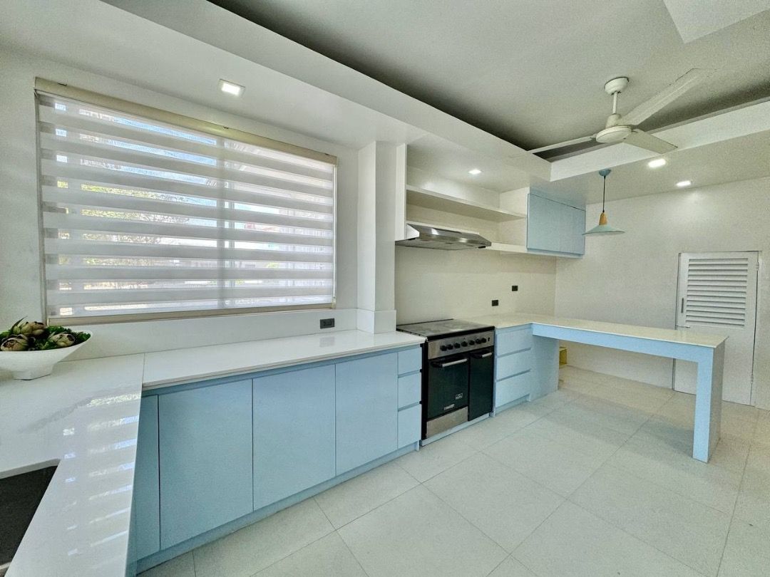 BF Homes for RENT (Category: House & Lot) located in Paranaque City. Submitted by patrickkairuz (Listing ID 1387685560, Image 2). Description: 5 bedroom Modern rustic house for RENT in Presidents Heights Phase VI-A, BF Homes, Paranaque Lot size: 251 sqm Floor area: 283 sqm Property Features: 5 Bedrooms 3 Bathrooms with water heater 7 units inverter AC Helpers Room and T&B Kitchen comes with Stove and Oven Asking price 100,000/month Terms: 2 month