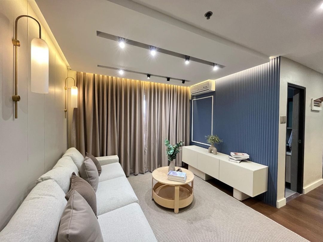 Bi-Level Condo Unit in Shaw (Category: Apartments & Condos) located in Paranaque City. Submitted by athomephrealty (Listing ID 1387670700, Image 2). Description: 🏙️ Discover Shaw Residenzia – Your Ready-for-Occupancy Bi-Level Home! 🏙️ ✨ Low-density community with bi-level units ✨ Significantly lower price per sqm than nearby projects ✨ Choose your view: Wack Wack Golf Club ⛳ | Makati Skyline 🌆 | Amenity Area 🌿 ✨ Complete amenities & facilitie
