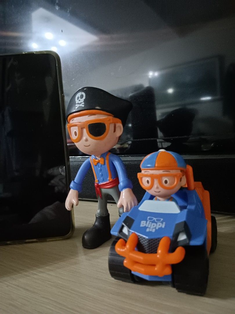 blippi collectibles (Category: Kids Toys) located in Taguig. Submitted by icebox24 (Listing ID 1387654915, Image 2). Description: take all/bundle blippi toys 1. blippi miniature 2. blippi toy car.