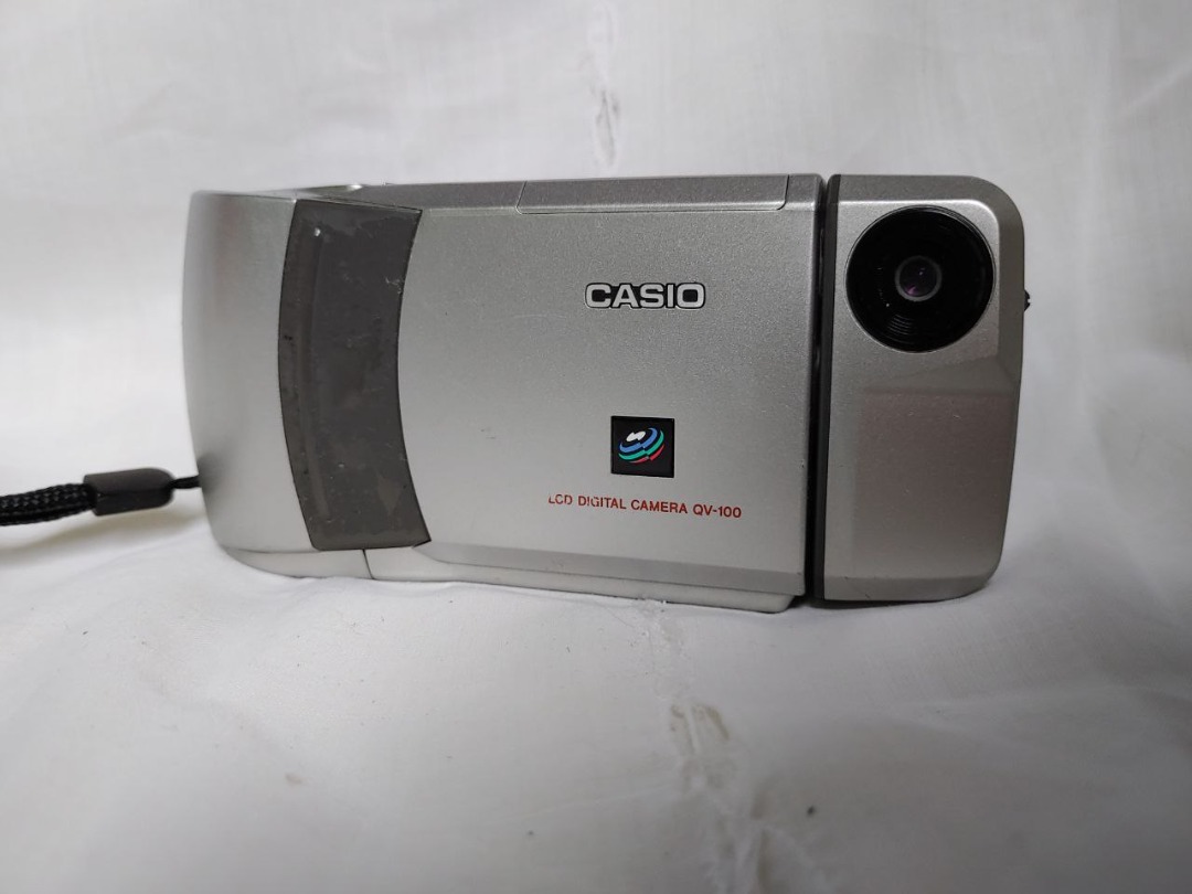 Casio: QV-100 Price Guide: estimate a camera value