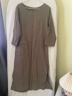 (Category: ) located in . Submitted by emirapreloved (Listing ID 1387720933, Image 1). Description: .