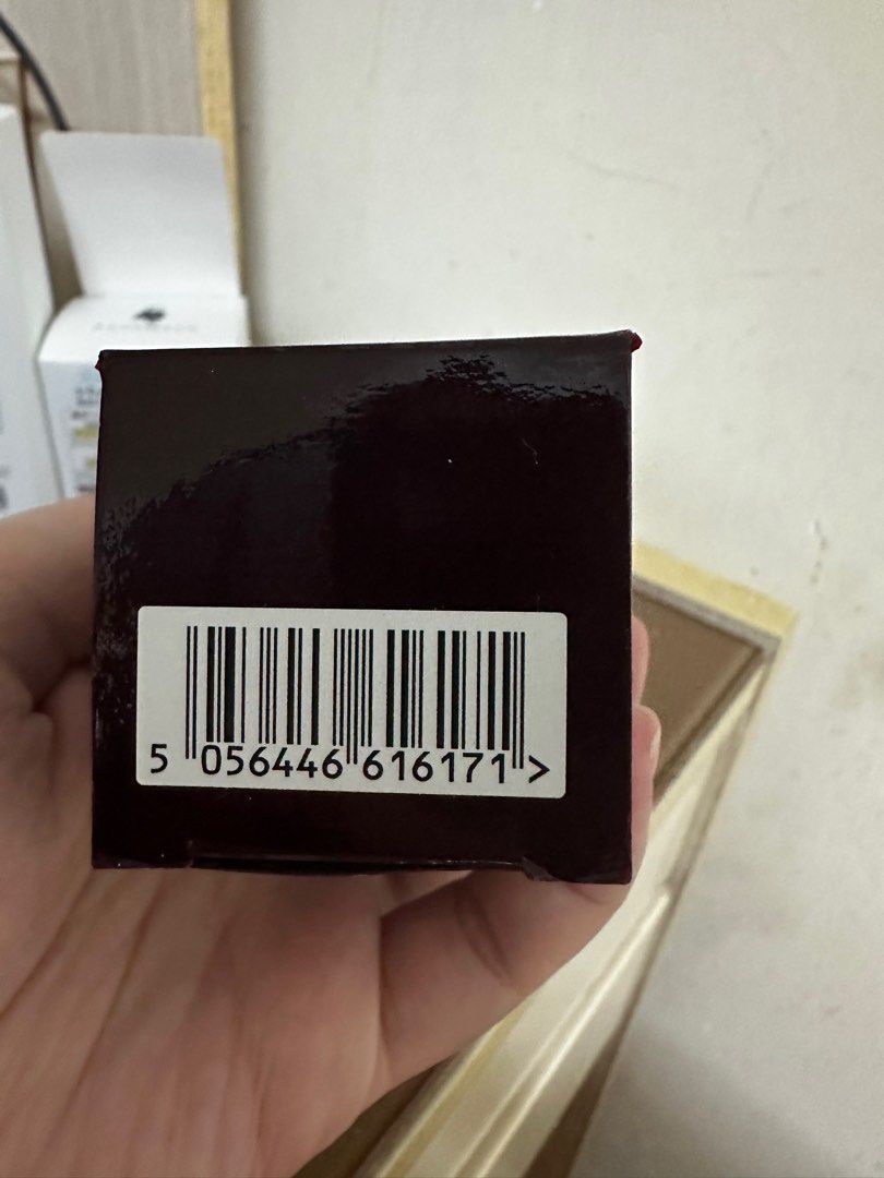 Charlotte Tilbury 定妝噴霧 （分類：化妝品）位於 Hong Kong。 由 chingching0703 提交（商品編號 1387633862，圖片 2）。簡介： 全新 SF到付。