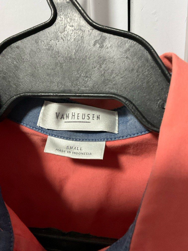 Coral Red / Orange Reddish Collared Blouse (Category: Blouses) located in San Pedro. Submitted by dottable (Listing ID 1387727105, Image 3). Description: Has small white marks (near collar) and yellow marks (on sleeve), but hard to see from far away and barely noticeable!.