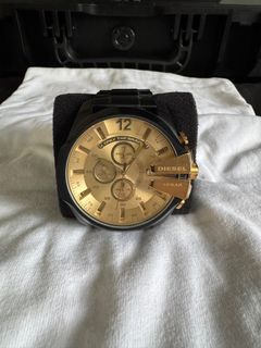 Diesel 黃金色手錶64232045591041110