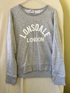 (Category: ) located in . Submitted by emirapreloved (Listing ID 1387559498, Image 1). Description: .