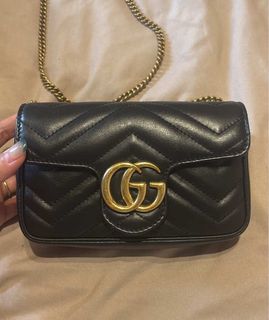 (Category: ) located in . Submitted by queenofthrift (Listing ID 1387617867, Image 1). Description: .