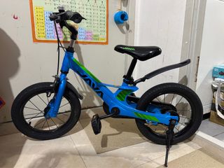 （分類：）位於 。 由 kl1985 提交（商品編號 1387692071，圖片 1）。簡介： 。