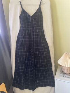 (Category: ) located in . Submitted by emirapreloved (Listing ID 1387718924, Image 1). Description: .