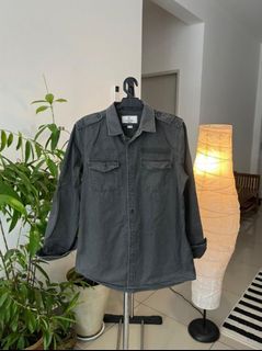 (Category: ) located in . Submitted by hmlpreloved (Listing ID 1387628545, Image 1). Description: .