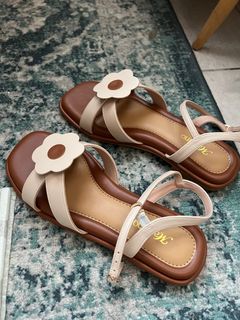 (Category: ) located in . Submitted by aboutnatassya (Listing ID 1387652350, Image 1). Description: .