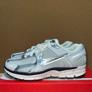 (Category: ) located in . Submitted by slick_sneaks (Listing ID 1387729995, Image 1). Description: .