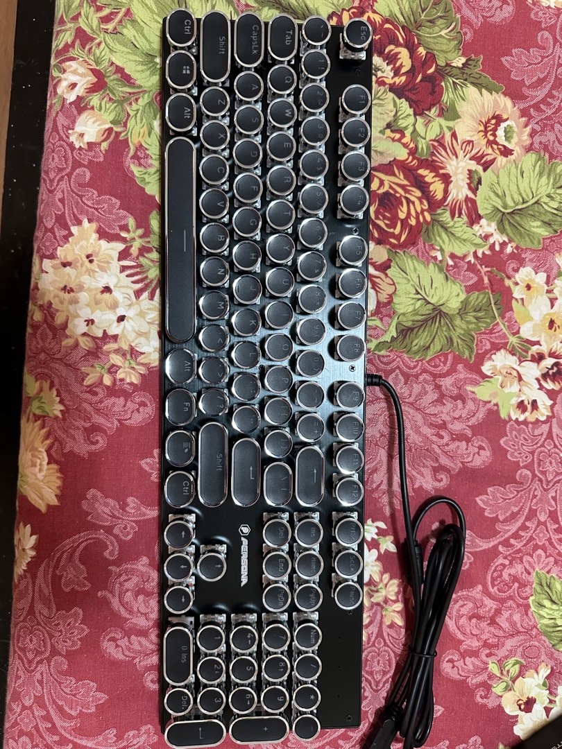 Persona GKW 103 mech keyboard (black), Computers & Tech, Parts ...