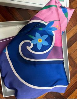 (Category: ) located in . Submitted by preloved_amour (Listing ID 1387614335, Image 1). Description: .