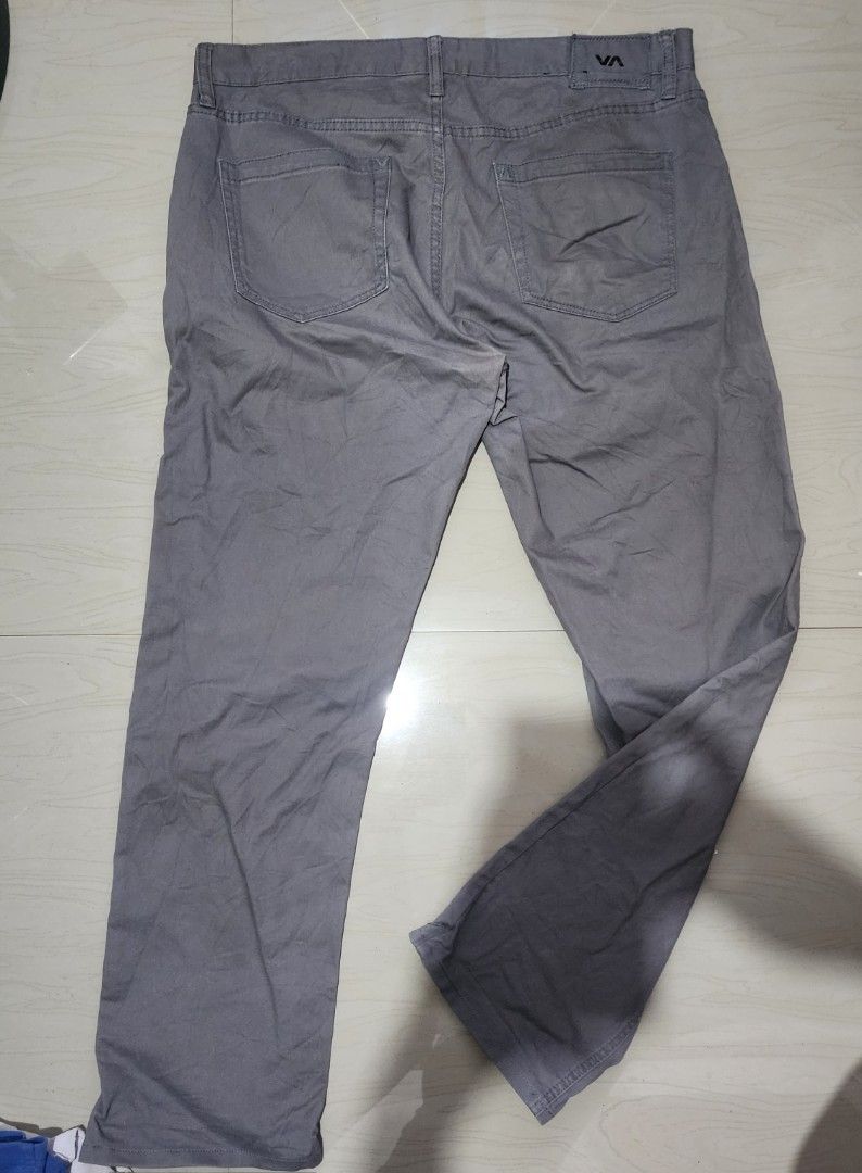 RVCA Pants (Category: Jeans) located in Manila. Submitted by keepercollection (Listing ID 1387580459, Image 2). Description: RVCA Pants.