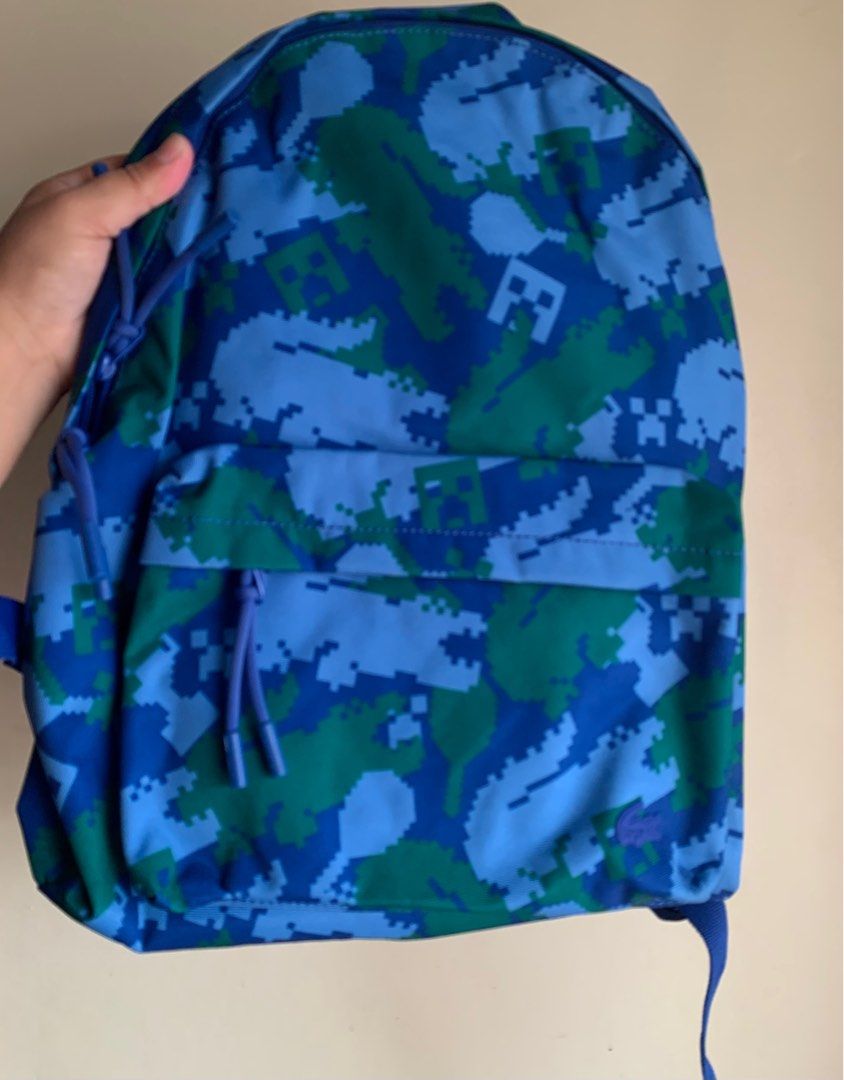 sale!!!💯original LaCoste bagpack large (Category: Luxury Bags & Wallets) located in San Luis. Submitted by scarlet012 (Listing ID 1387676816, Image 2). Description: 💯original 💯original LaCoste bagpack sealed and brandnew with tag and paper bag bought in LaCoste outlet.