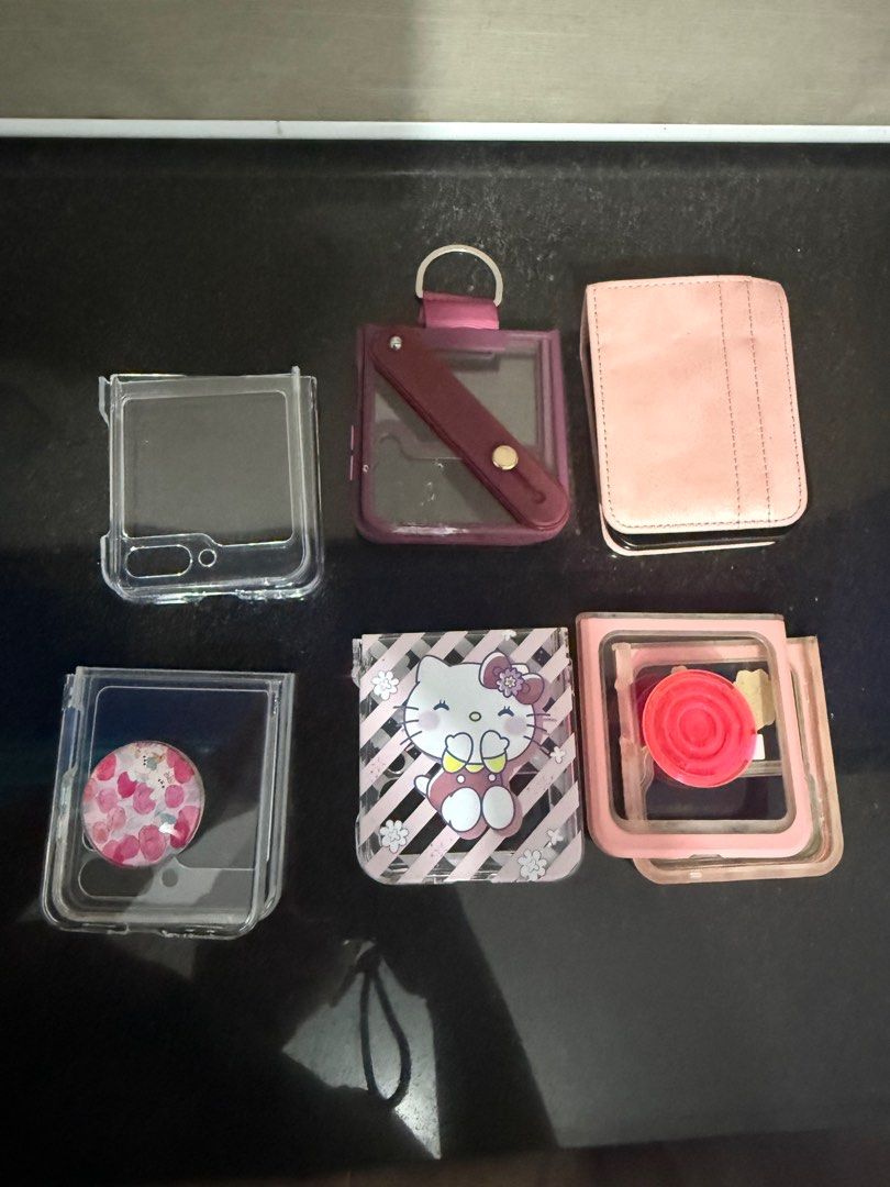 Samsung Z flip 3/4 (Category: Cases & Sleeves) located in Manila. Submitted by roseann02298719 (Listing ID 1387665518, Image 2). Description: Package price for 500.00 Case for Samsung Z flip 3/4 6pcs slightly used Pick up Sucat paranaque or Imus cavite .