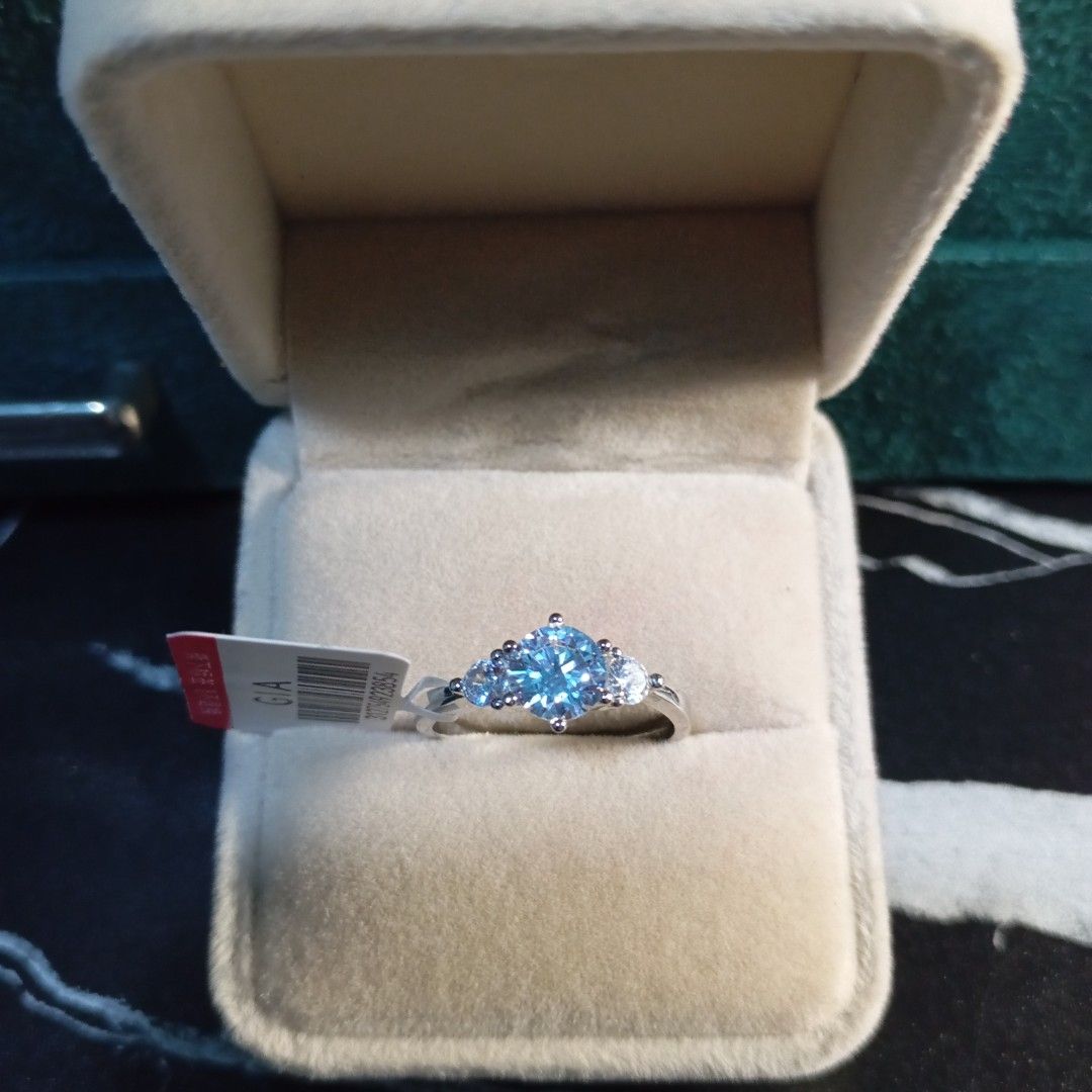 💯Trilogy Engagement Ring with Marking PT950 Adjustable GIA TAG (Category: Rings) located in Pasay City. Submitted by garnetjanuary17 (Listing ID 1387581733, Image 2). Description: 💯High Quality Natural Stones 💯Non Fading 💯Non Tarnish 💯 Hypoallergenic 💯Platinum Vermeil 🎉Free Velvet Box 🎉Free Jewelry Polishing Cloth Courier-- J&T Self Book via Lalamove if Rush 📌MALATE MANILA LOCATION.