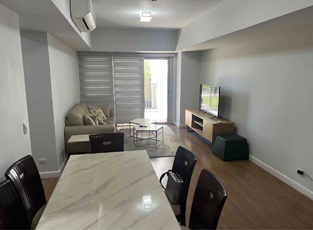 Two Maridien BGC (Category: Apartments & Condos) located in Paranaque City. Submitted by mysticfish.5a94f1 (Listing ID 1387658970, Image 3). Description: Below Zonal Value Motivated Seller Two Maridien 2 Bedroom Special Unit 6th Floor Inclusive of: 📍Master’s Bedroom with Walk-In Closet and Toilet & Bath 📍2nd Bedroom 📍Common Toilet and Bath/Powder Room 📍Living and Dining Area 📍Kitchen equipped with Refrigerator, Stove and Microwave 📍Utility/