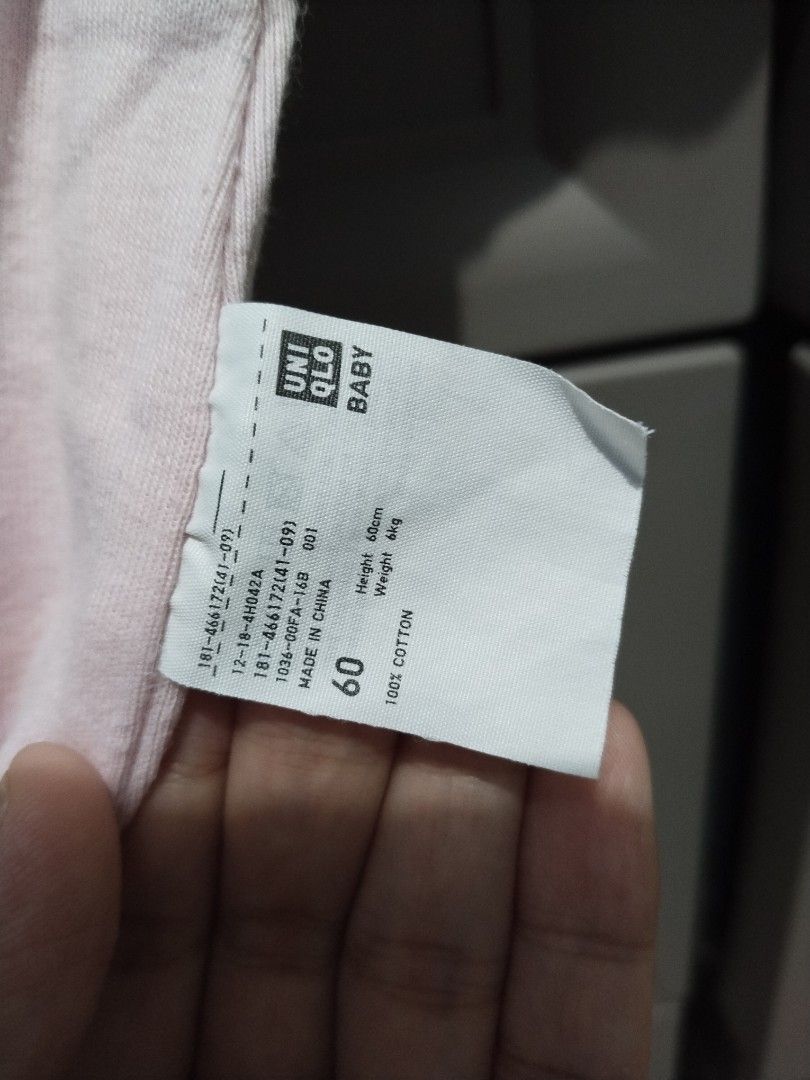 Uniqlo baby frogsuits (Category: Babies & Kids Fashion) located in Quezon City. Submitted by jholouise (Listing ID 1387640385, Image 3). Description: uniqlo baby frogsuits/overall personal preloved washed with baby laundry detergent lightly used for girls 0-6mos P100 each or P180 for both.