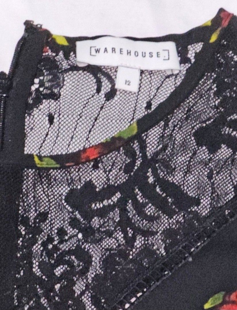 Warehouse Black Floral Dress (Category: Dresses) located in Malabon City. Submitted by loved_by_e (Listing ID 1387716090, Image 2). Description: .