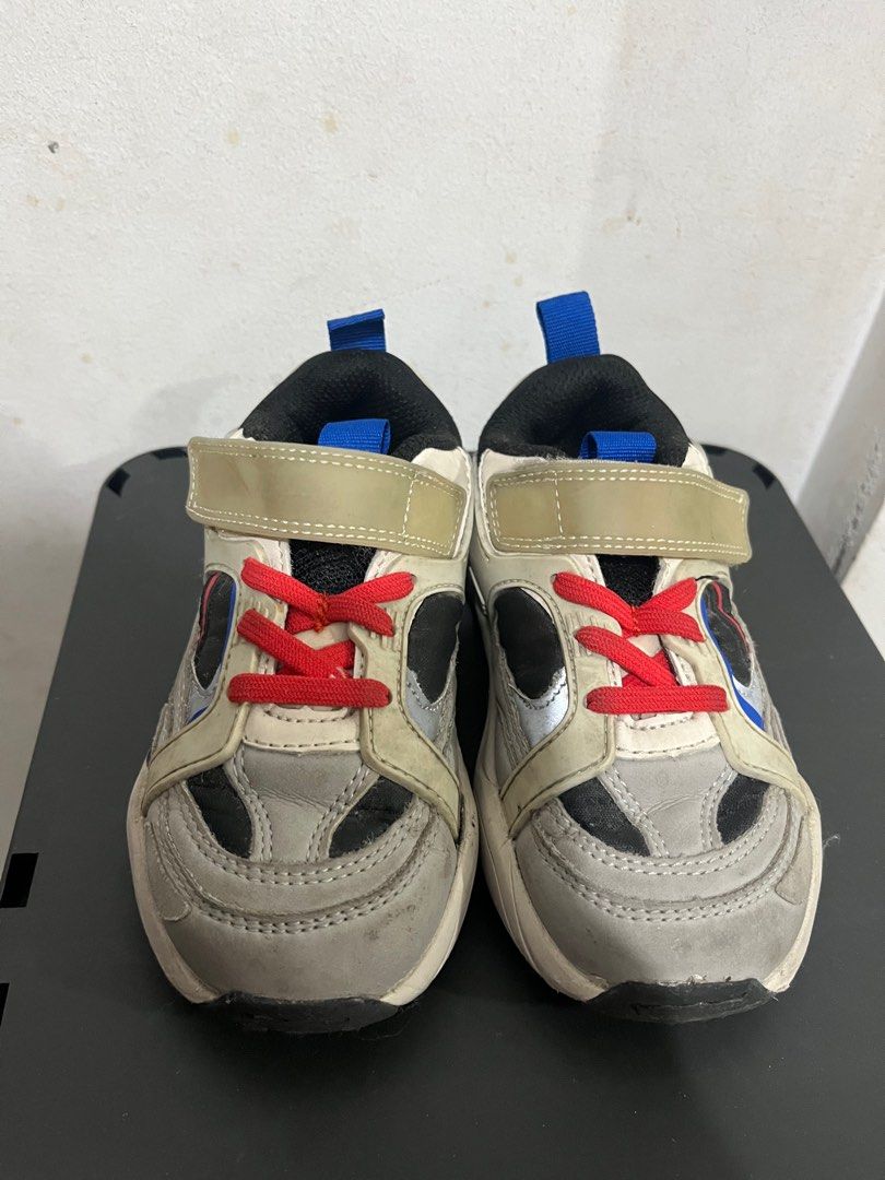 Zara kids rubber shoes (Category: Babies & Kids Fashion) located in Manila. Submitted by gchlove (Listing ID 1387658345, Image 2). Description: Zara Size 25.