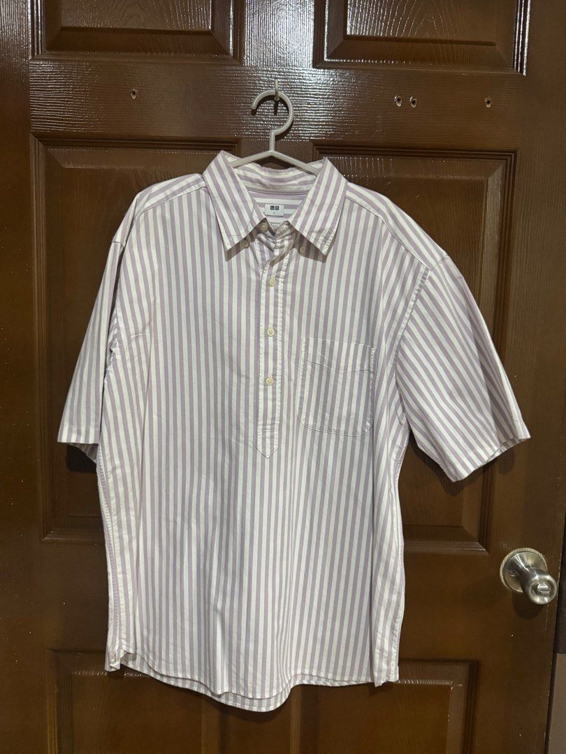 7 Uniqlo Long Sleeve Shirts Set (Category: Tshirts & Polo Shirts ) located in Cainta. Submitted by pettykidinside (Listing ID 1384308208, Image 2). Description: 7 pcs Large uniqlo for 700.
