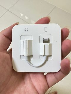 由 a09771805574690 (刊登 ID 1384319874，圖片 1) 提交，位於 的 (類別：)，說明：。