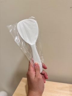 由 kelly8609350458 (刊登 ID 1384380355，圖片 1) 提交，位於 的 (類別：)，說明：。