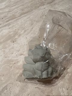由 avocadomillkkk (刊登 ID 1384401656，圖片 1) 提交，位於 的 (類別：)，說明：。
