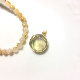 由 pink_ans (刊登 ID 1384366085，圖片 1) 提交，位於 的 (類別：)，說明：。