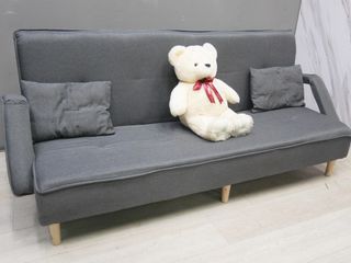 由 s0905177699 (刊登 ID 1384286724，圖片 1) 提交，位於 的 (類別：)，說明：。