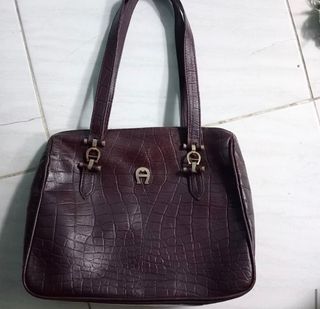 (Kategori: ) berada di . Dikirim oleh loveandchic (ID iklan 1384327683, Gambar 1). Deskripsi: .
