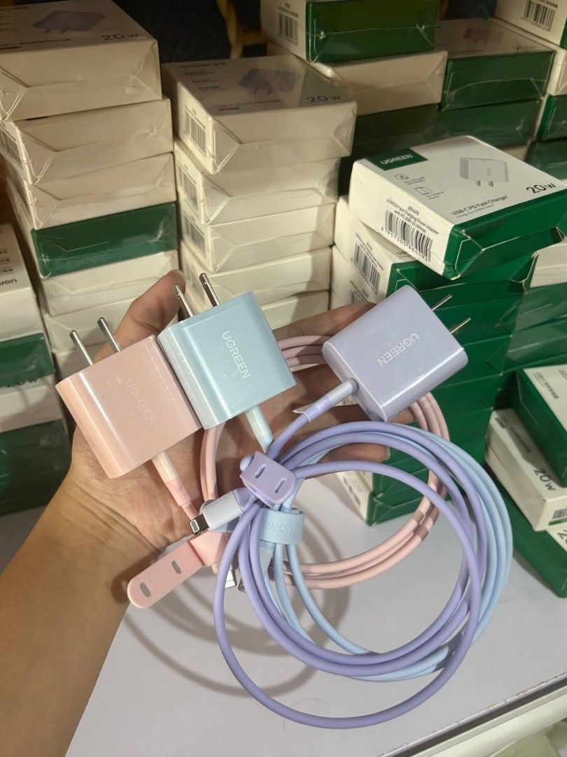 Authentic Ugreen Chargers (Category: Chargers & Cables) located in Valenzuela. Submitted by curatedbyiya (Listing ID 1384271125, Image 1). Description: all sealed!! this is auth. —280 (brick+lightning cord).