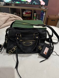 (Kategori: ) berada di . Dikirim oleh khahypreloved (ID iklan 1384334296, Gambar 1). Deskripsi: .