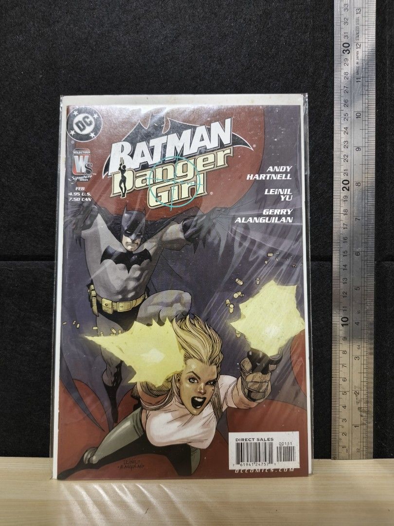 Batman and Danger Girl crossover (Category: Comics & Manga) located in Manila. Submitted by rr281990 (Listing ID 1384348182, Image 1). Description: very fine crossover issue.