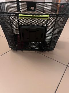 (Category: ) located in . Submitted by karche (Listing ID 1384401017, Image 1). Description: .