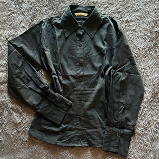 (Kategori: ) berada di . Dikirim oleh gurlies_thrifted (ID iklan 1384286125, Gambar 1). Deskripsi: .